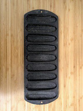 Vintage Lodge Cast Iron 9-Cornbread Cornstick Pan